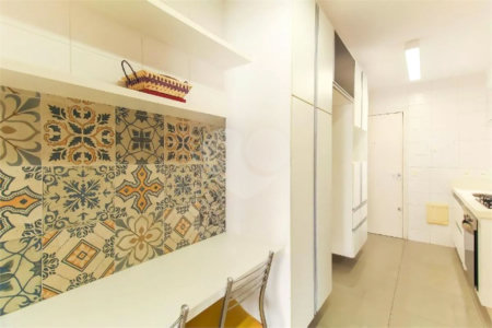 Apartamento disponível para venda | Área Útil : 115m | Área Total 115m | 3 dormitórios | 1 suíte | 4 banheiros | 2 vagas.