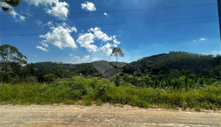 Área de Terra à venda em Clube dos Oficiais, Suzano, SP