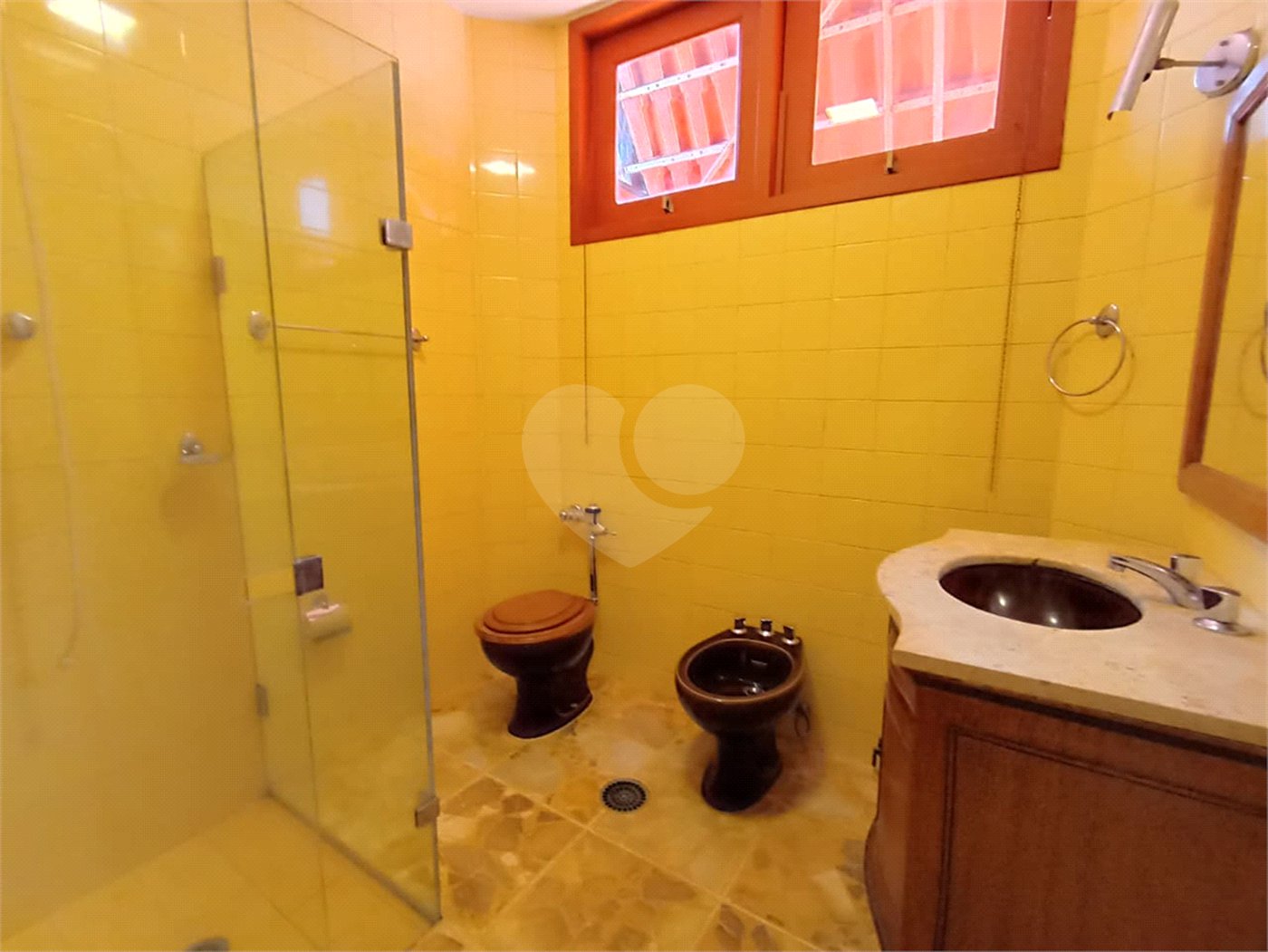 Casa para alugar com 4 quartos, sendo 1 suíte, no Centro, Itapetininga, SP