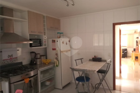 Casa à venda com 3 quartos, sendo 1 suíte, em Jardim Pirajussara, São Paulo, SP