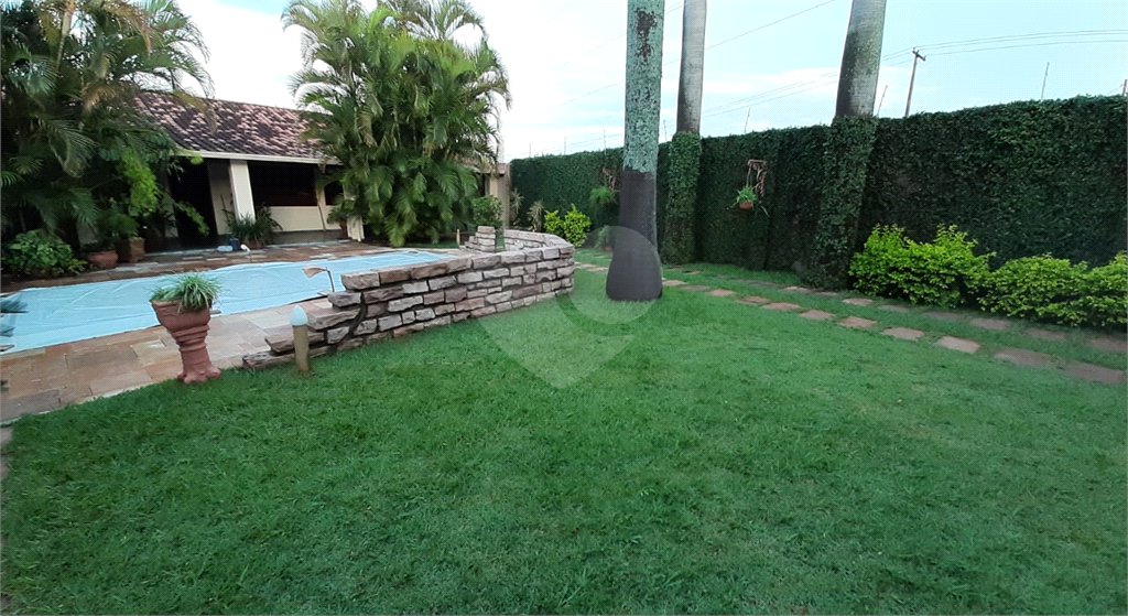 Casa à venda com 2 suítes em Jardim Eliana, Araraquara, SP