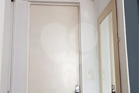 Apartamento à venda com 2 quartos em Vila Lavínia, Mogi das Cruzes, SP