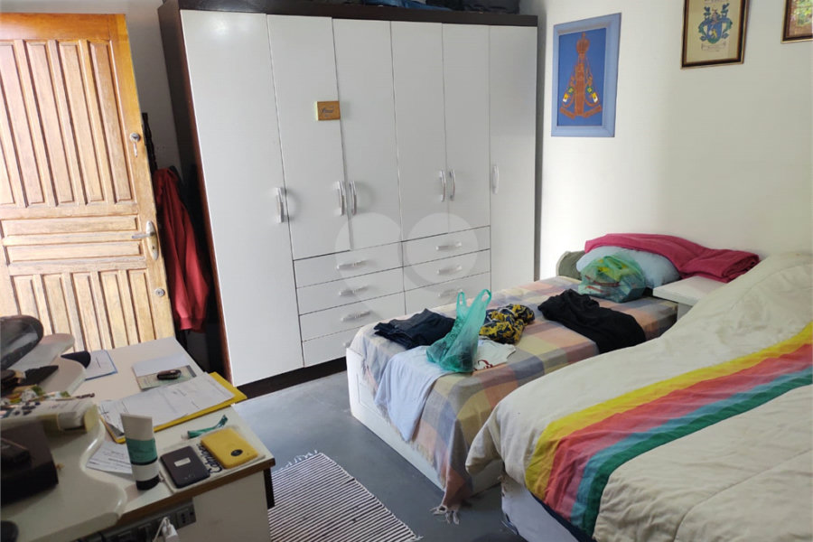 Sobrado à venda com 3 quartos em Tremembé, São Paulo, SP
