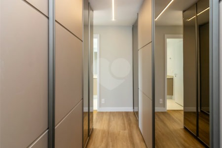 Apartamento à venda com 4 quartos, sendo 2 suítes, em Brooklin, São Paulo, SP