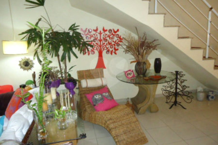 Casa à venda com 3 quartos, sendo 1 suíte, em Jardim das Vertentes, São Paulo, SP
