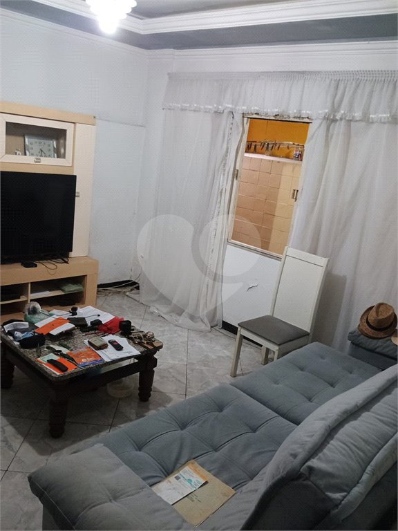 Casa à venda com 5 quartos, sendo 1 suíte, em Bangu, Rio de Janeiro, RJ