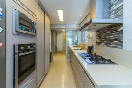 Apartamento à venda com 3 suítes em Vila Cordeiro, São Paulo, SP