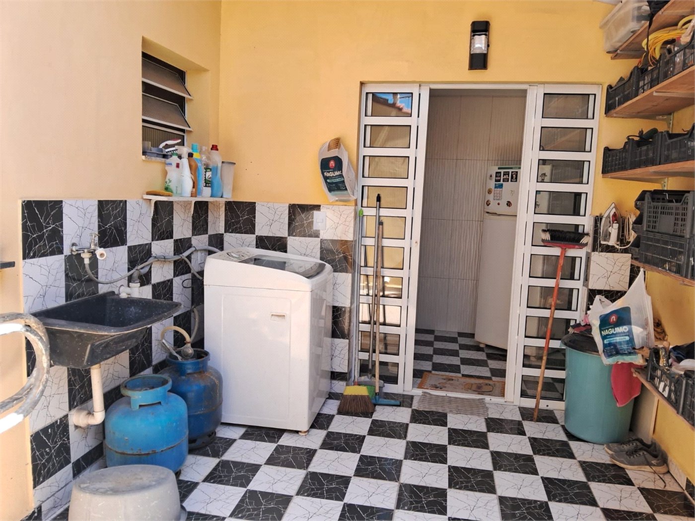 Casa à venda com 2 quartos no condomínio Vila da Prata I, Mogi das Cruzes - SP