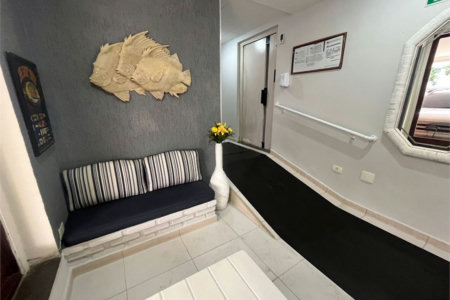 Apartamento com 2 dormitórios à venda, 64 m² por R$ 360.000,00 - Jardim Praiano - Guarujá/SP