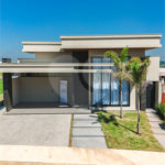 Casa à venda com 3 suítes no condomínio Residencial Dona Maria Candida, Indaiatuba - SP