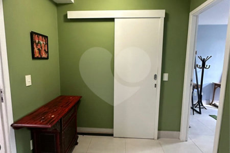 Casa à venda com 3 quartos, sendo 2 suítes, no condomínio Townhouse Village Morumbi, São Paulo - SP