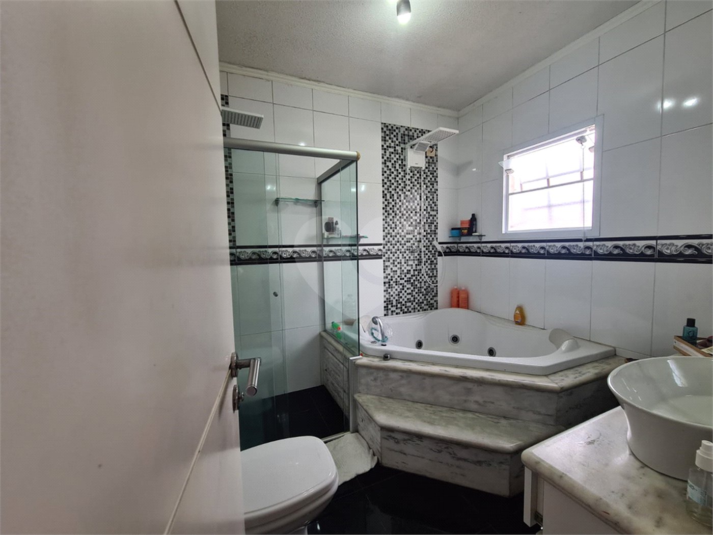 Sobrado à venda com 3 quartos, sendo 1 suíte, em Tucuruvi, São Paulo, SP