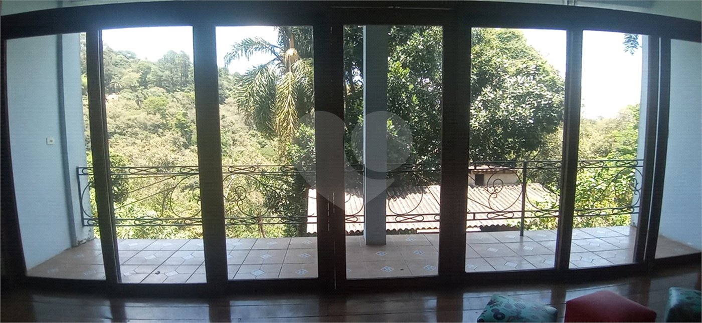 Casa à venda com 5 quartos, sendo 1 suíte, em Roseira, Mairiporã, SP
