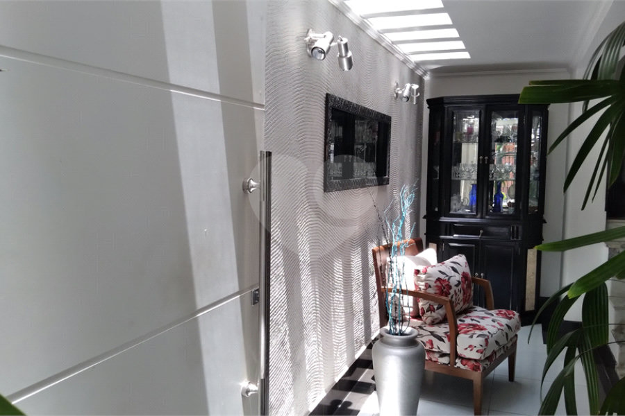 Sobrado à venda com 4 quartos em Tremembé, São Paulo, SP