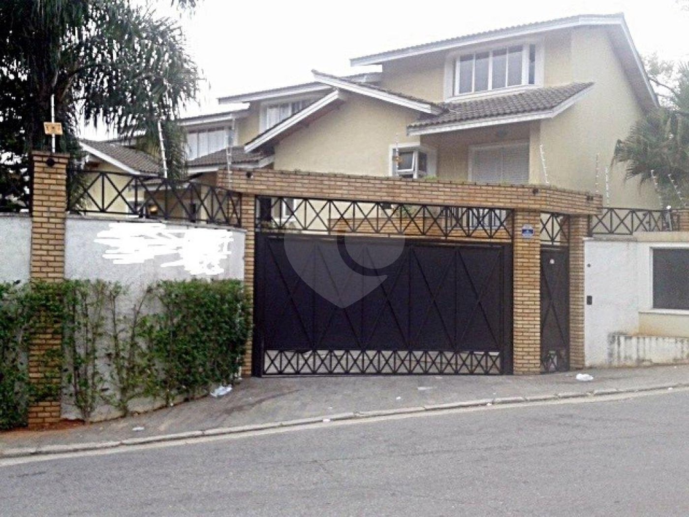 Casa à venda com 4 suítes no condomínio Residencial Reserva da Serra, São Paulo - SP