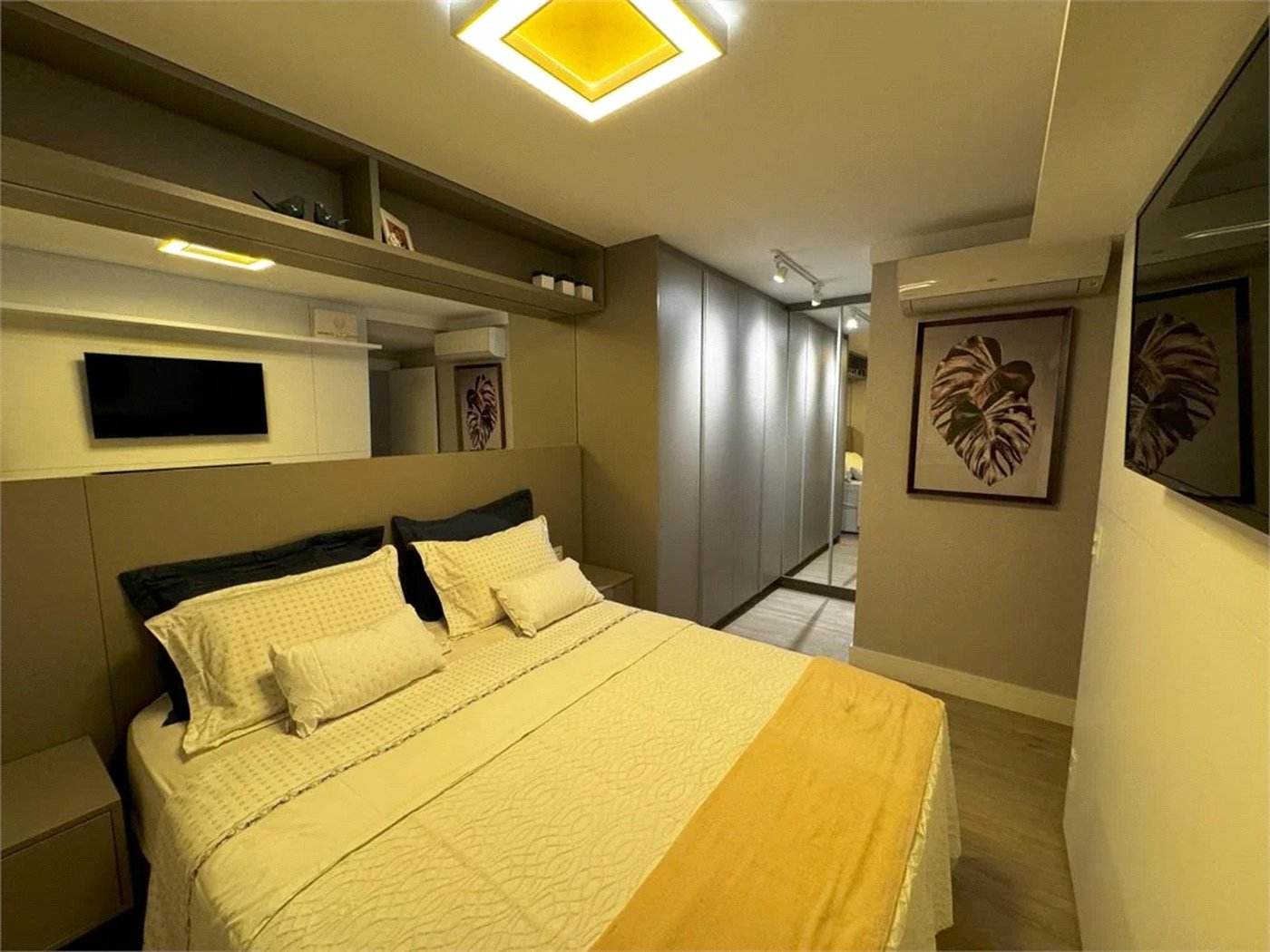 Apartamento à venda com 2 quartos, sendo 1 suíte,  em Jardim Vazani, São Paulo, SP