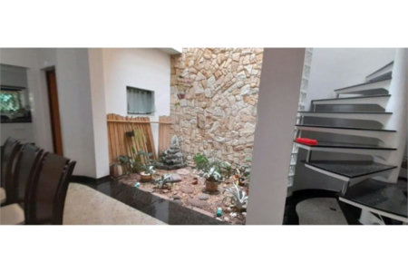 Casa à venda com 4 quartos, sendo 1 suíte, em Vila Nova Manchester, São Paulo, SP