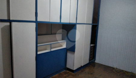 Sobrado à venda com 3 quartos em Bom Retiro, São Paulo, SP