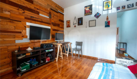 Casa de Vila à venda com 3 quartos, sendo 1 suíte,  em Vila Pompéia, São Paulo, SP