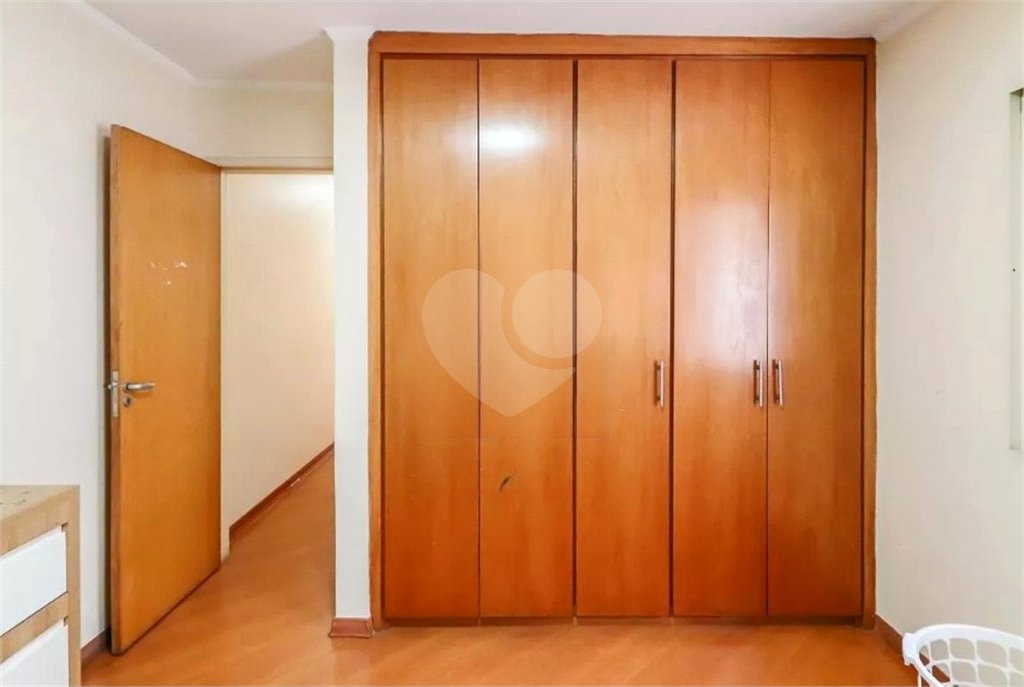 Sobrado à venda com 3 quartos, sendo 1 suíte, em Jardim Centenário, São Paulo, SP