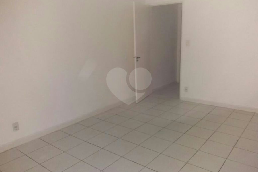 Sobrado à venda com 1 quarto em Santana, São Paulo, SP