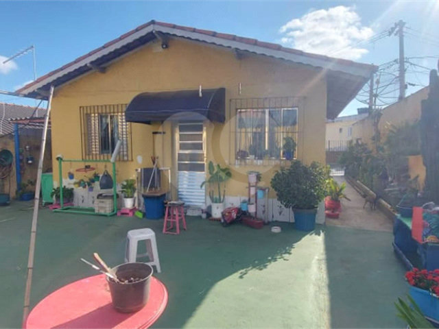 Casa Térrea à venda com 3 quartos em Terra Preta (terra Preta), Mairiporã, SP
