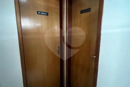 Apartamento à venda com 3 quartos, sendo 1 suíte, em Parque Residencial Aquarius, São José dos Campos, SP