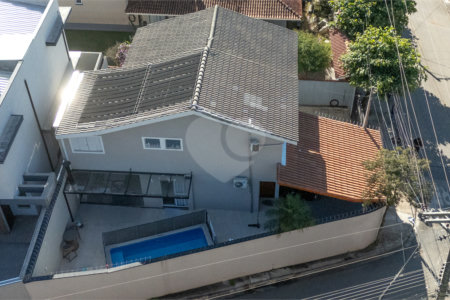 Casa à venda com 3 quartos, sendo 1 suíte, em Jardim Colonial, Atibaia, SP