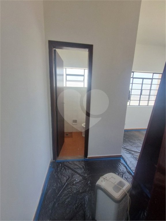 Casa à venda com 3 quartos, sendo 1 suíte, no Centro, Vinhedo, SP