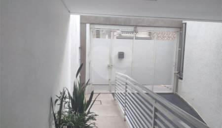 Casa à venda com 3 suítes em Santana, São Paulo, SP