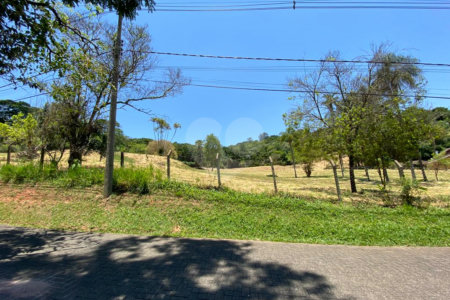Terreno à venda no condomínio Vale da Santa Fé, Vinhedo - SP