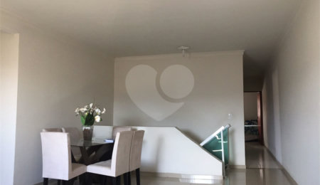 Sobrado à venda com 3 quartos, sendo 2 suítes,  em Vila Nova Cachoeirinha, São Paulo, SP