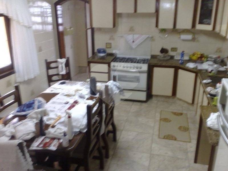 Sobrado à venda com 4 quartos, sendo 2 suítes, em Vila Guilherme, São Paulo, SP