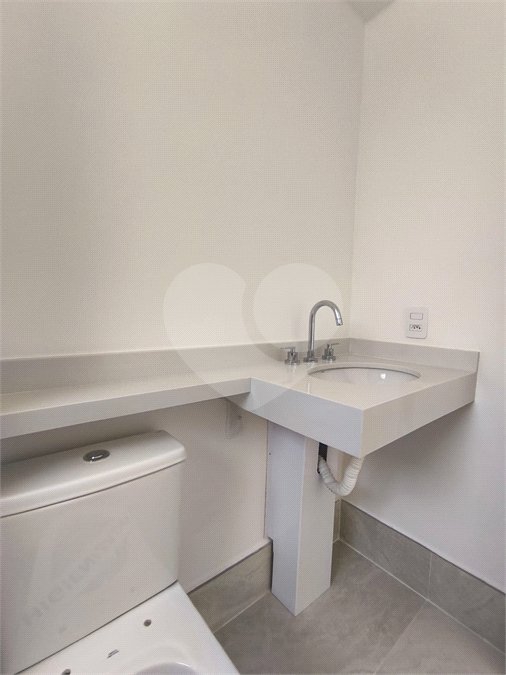 Apartamento à venda ou para alugar com 3 suítes em Água Branca, São Paulo, SP