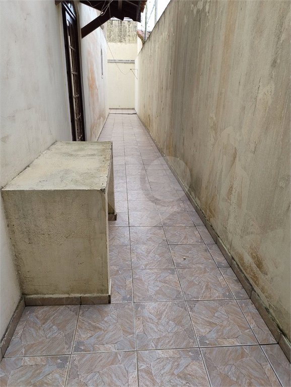 Sobrado à venda com 6 quartos, sendo 2 suítes, em Balneário Stella Maris, Peruíbe, SP