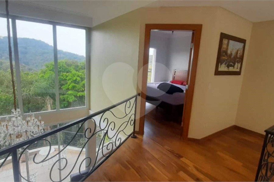 Condomínio à venda com 3 suítes em Caraguatá, Mairiporã, SP