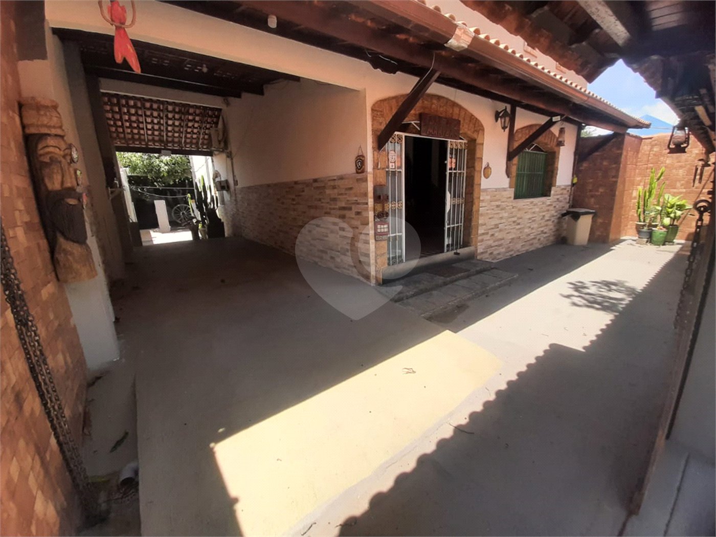 Casa à venda com 4 suítes em Santa Cruz, Rio de Janeiro, RJ