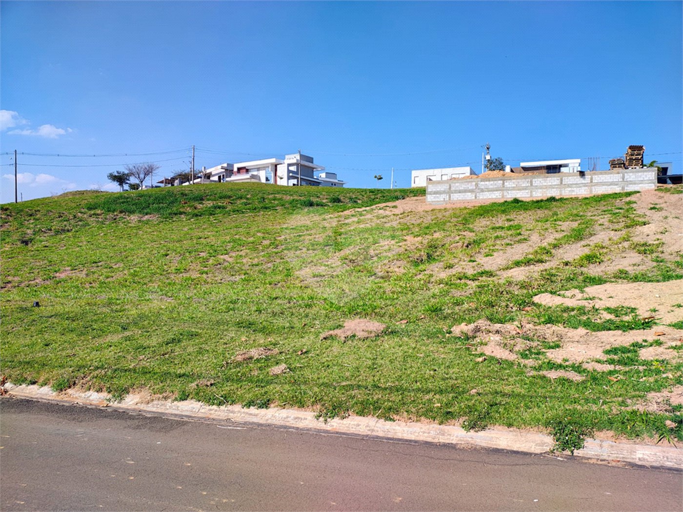 Terreno à venda no condomínio Reserva Santa Mônica, Itupeva - SP