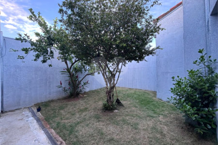 Casa à venda com 3 quartos, sendo 1 suíte, em Parque Três Meninos, Sorocaba, SP
