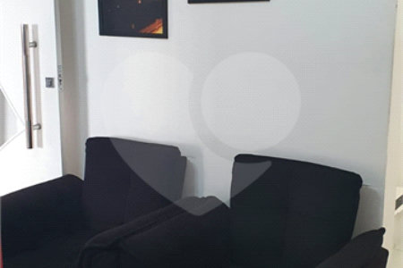 Sobrado à venda com 3 quartos, sendo 1 suíte, em Vila Mazzei, São Paulo, SP