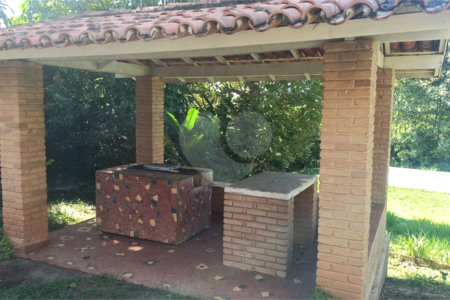 Casa à venda com 4 quartos, sendo 1 suíte, em Vila Santista, Atibaia, SP