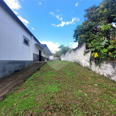 Terreno à venda com 3 suítes em Bazílio, Rio Bonito, RJ