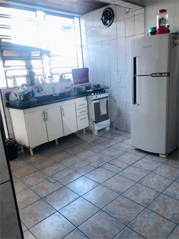 Casa à venda com 4 quartos, sendo 2 suítes,  em Vila Paulista, Mogi das Cruzes, SP