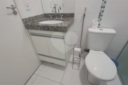 Casa em condomínio à venda com 2 quartos em Parque Vitória, São Paulo, SP