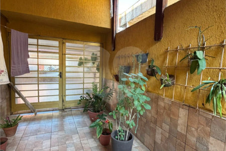 Casa à venda com 3 quartos, sendo 1 suíte, em Vila Galvão, Guarulhos, SP