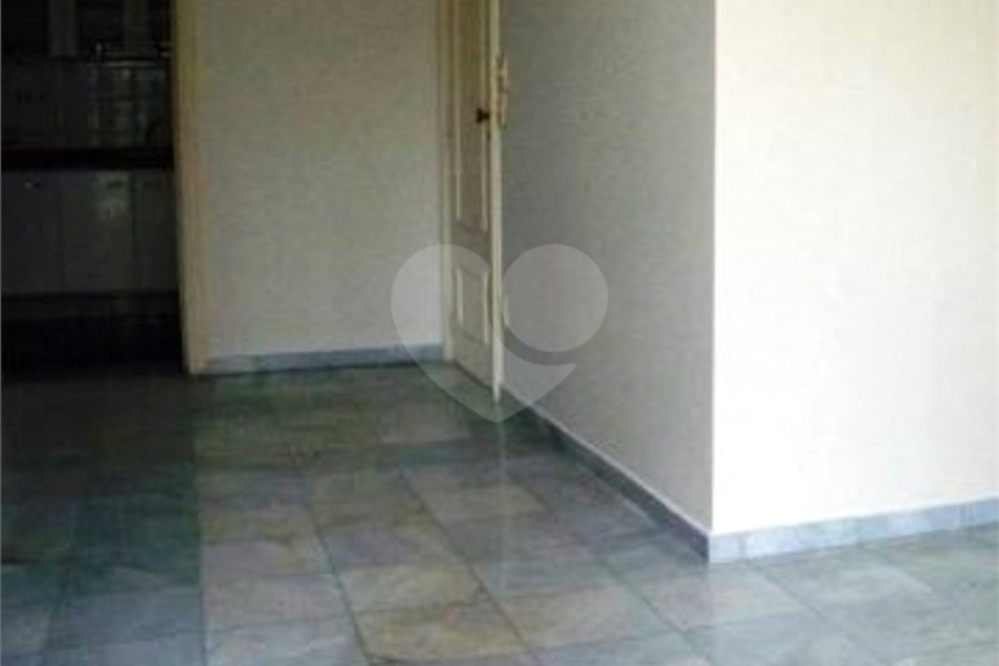 Apartamento à venda com 3 quartos, sendo 1 suíte,  em Morumbi, São Paulo, SP