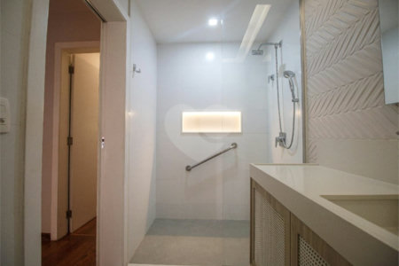 Apartamento à venda com 4 quartos, sendo 2 suítes,  em Tijuca, Rio de Janeiro, RJ