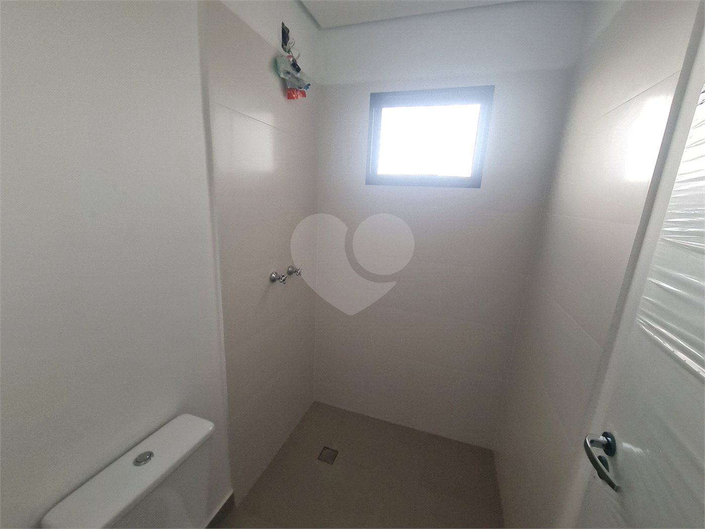 Apartamento à venda com 3 quartos, sendo 1 suíte, em Jardim Refúgio, Sorocaba, SP