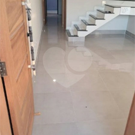 Sobrado à venda com 2 quartos, sendo 1 suíte, em Vila Nina, São Paulo, SP
