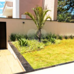 Casa à venda com 3 suítes no condomínio Belvedere I, Votorantim - SP